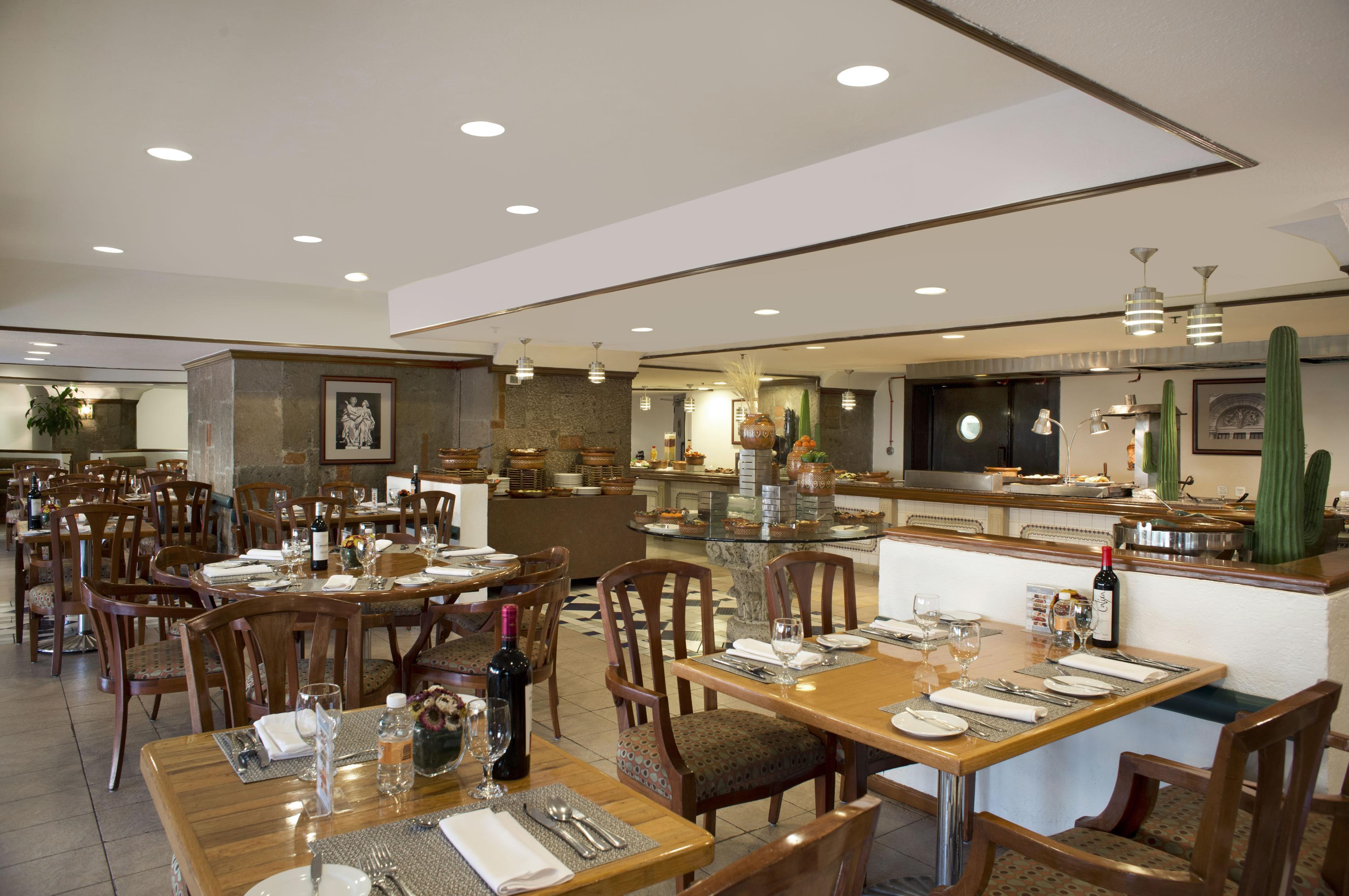 فندق فييستا أمريكانا ريفورما مدينة مكسيكو المظهر الخارجي الصورة The restaurant at the hotel