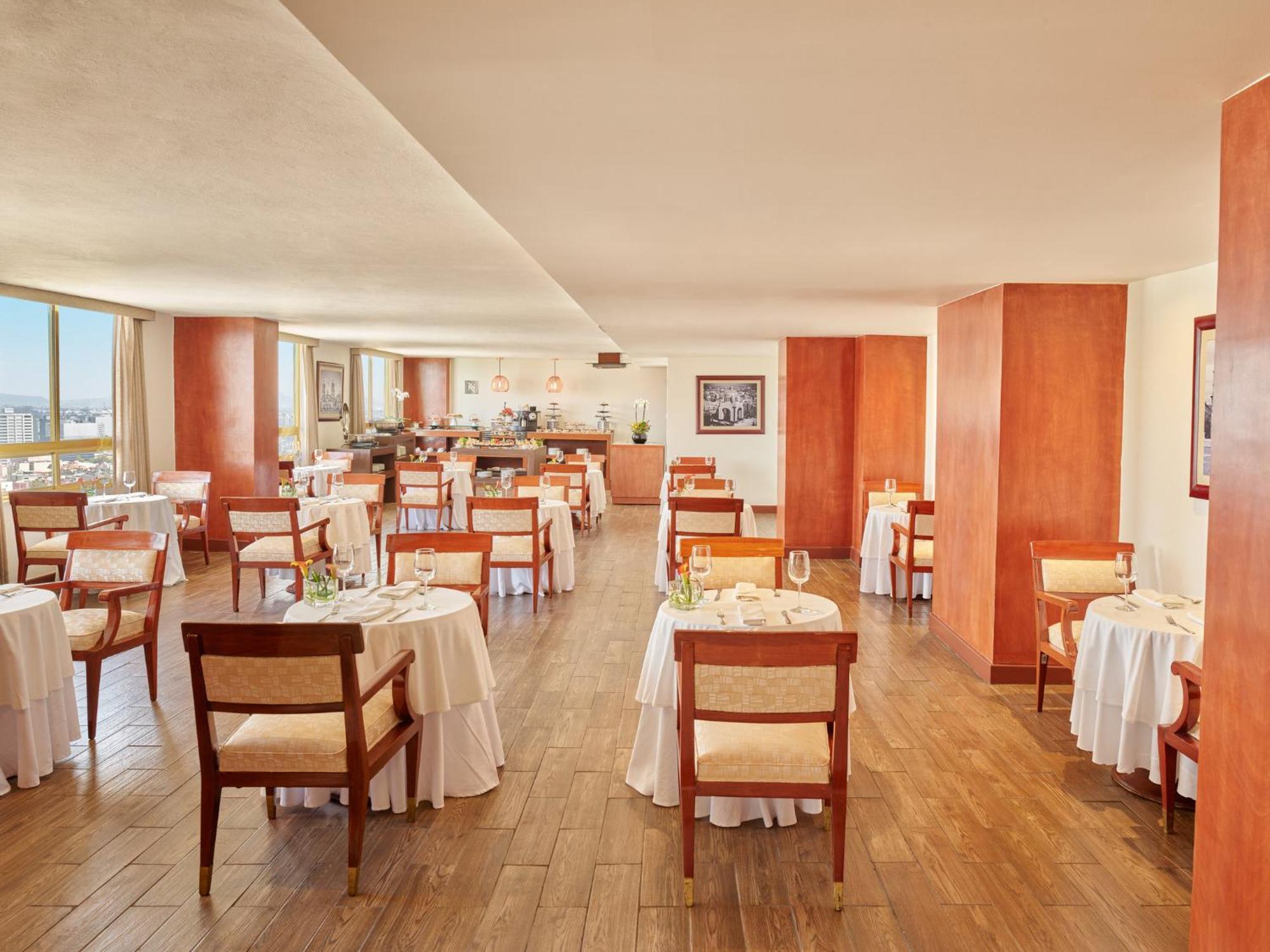 فندق فييستا أمريكانا ريفورما مدينة مكسيكو المظهر الخارجي الصورة The restaurant